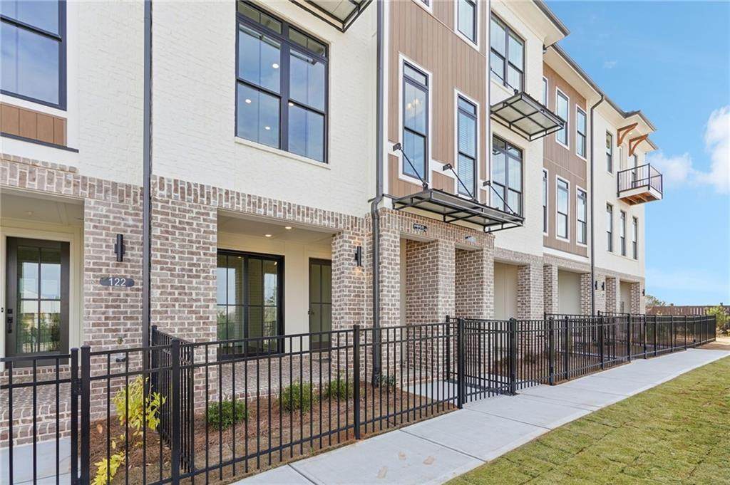 120 IveyBrooke Lane - Photo 1