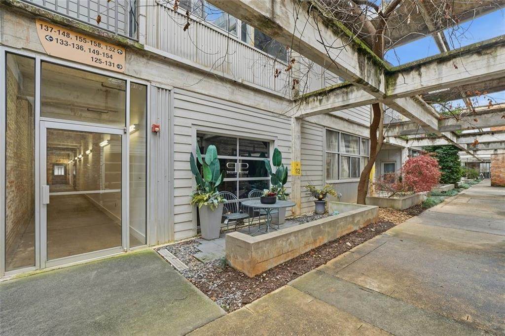 659 Auburn Avenue - Photo 1