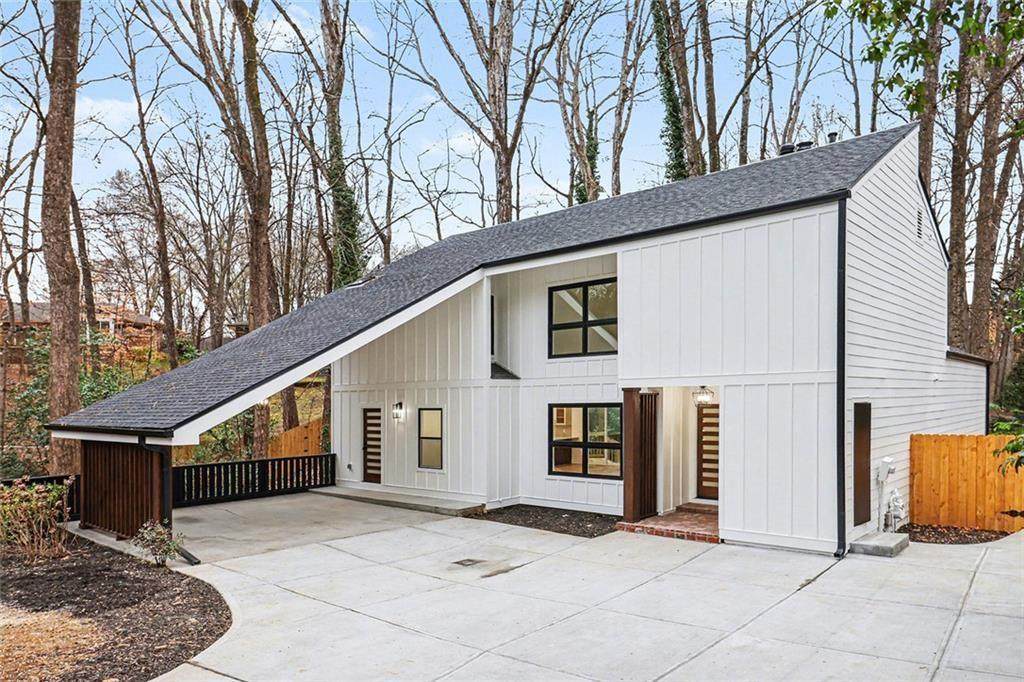 2360 Bradcliff Drive - Photo 1