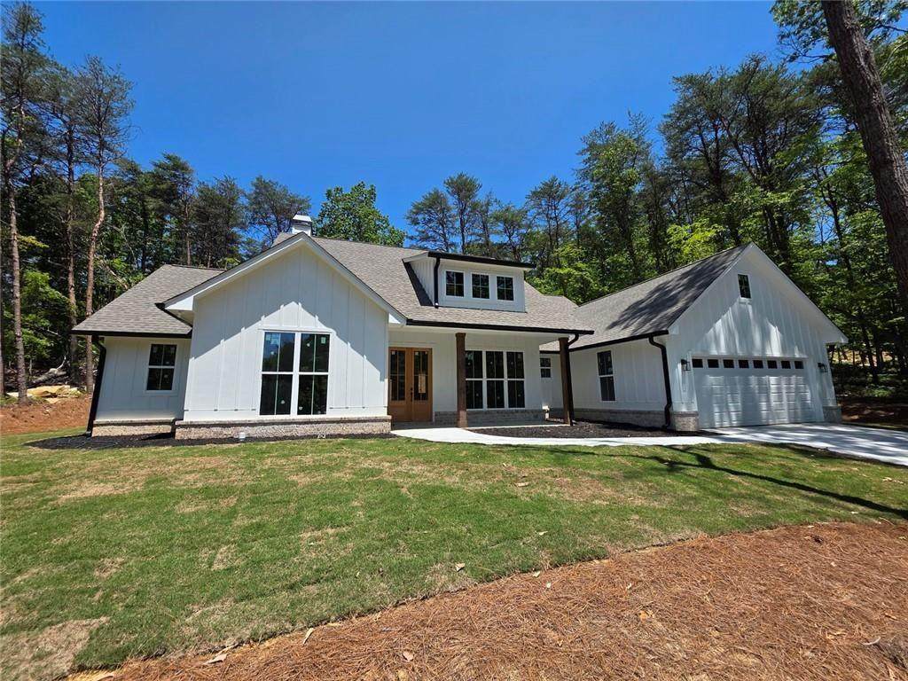 352 Oak Trace - Photo 1