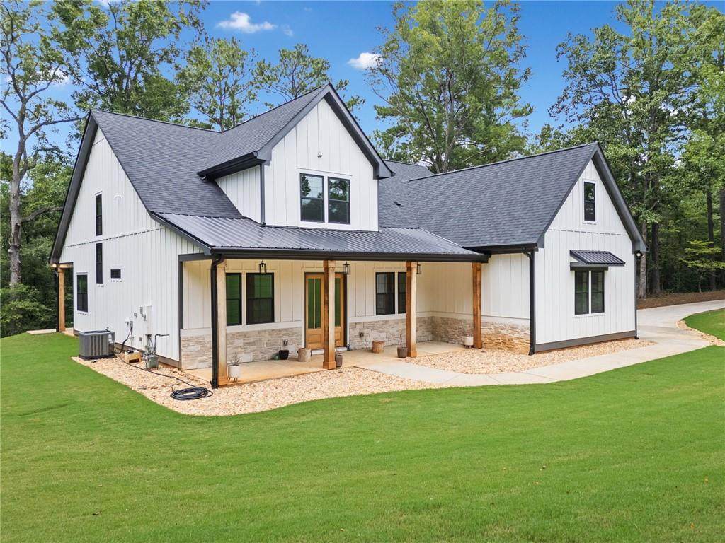 2943 Dabbs Bridge Road - Photo 1