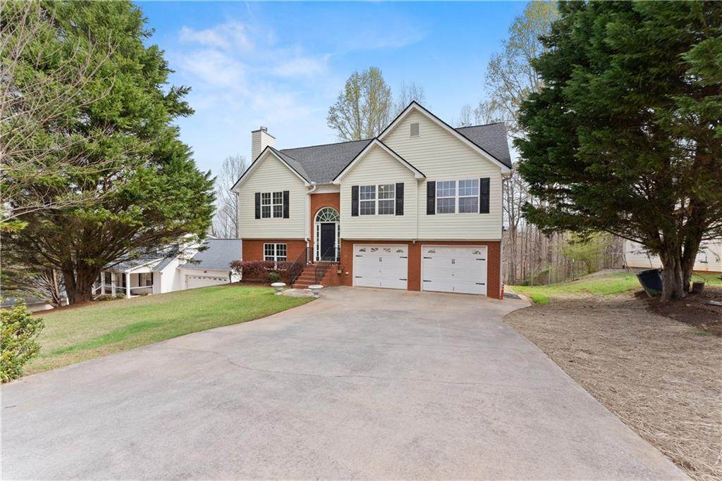 7219 Plum Creek Drive - Photo 1