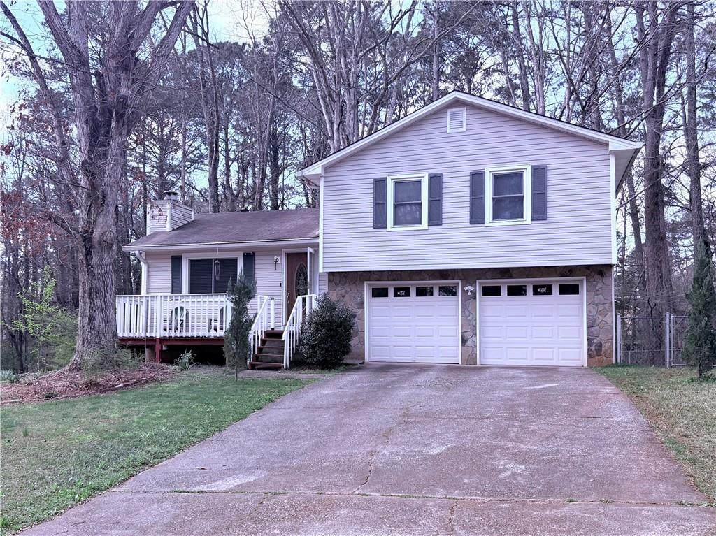 4135 Tanglewood Rd - Photo 1