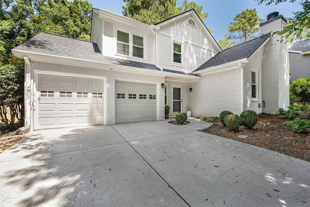 1016 Pine Grove Drive - Photo 1
