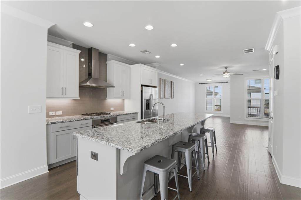 2051 Glenview Park Circle - Photo 1