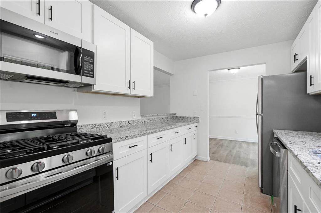 106 Sterling Court - Photo 1