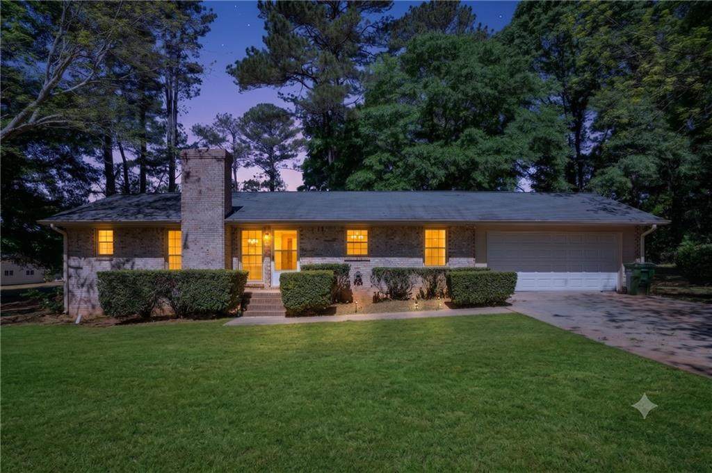 515 Kelton Road - Photo 1