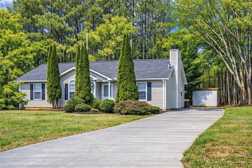 275 Southern Trace Way - Photo 1
