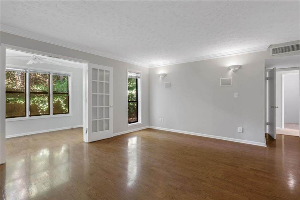 407 Summit North Drive - Photo 1