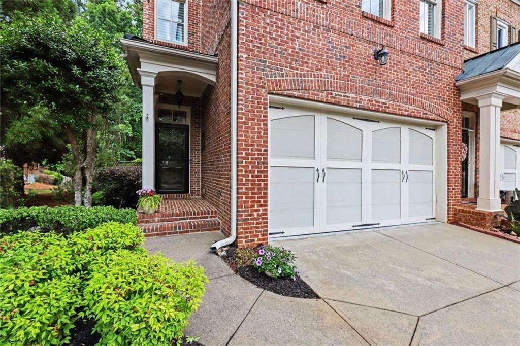 6070 Narcissa Place - Photo 1