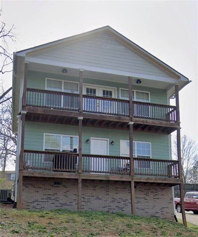 194 Strickland Avenue - Photo 1