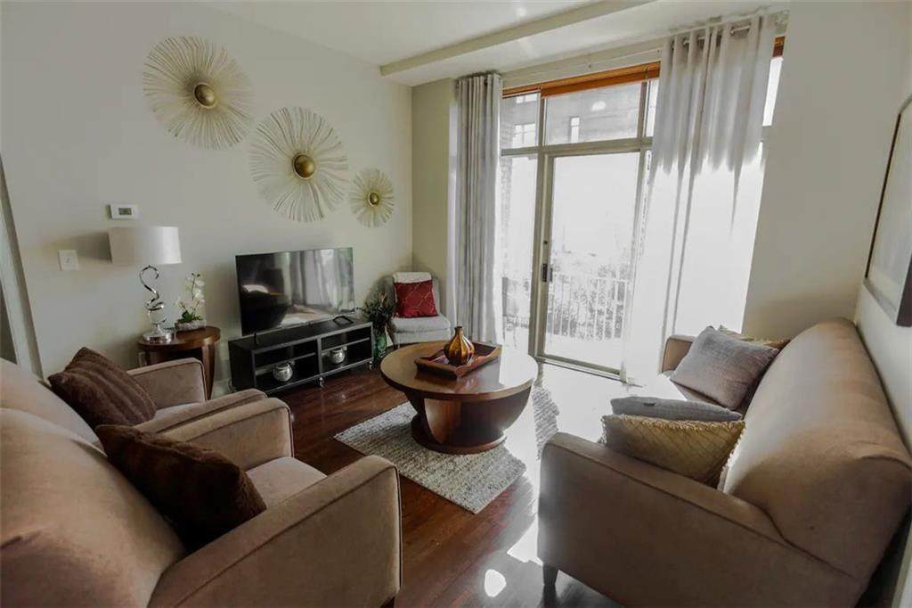 171 Auburn Avenue - Photo 1