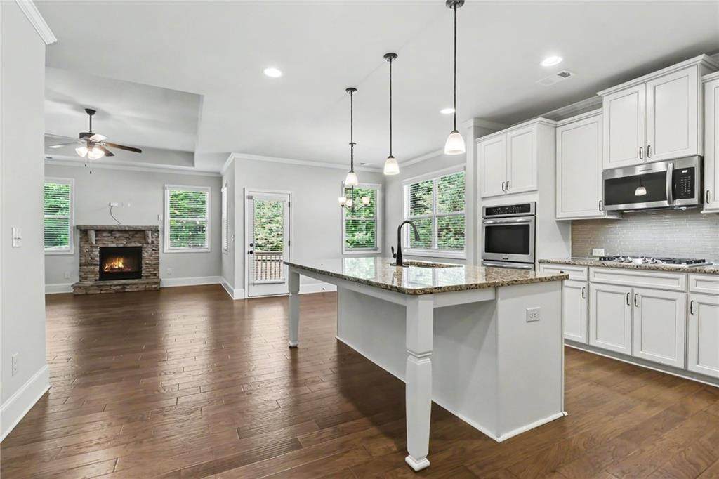 5985 Carruth Lake Drive - Photo 1