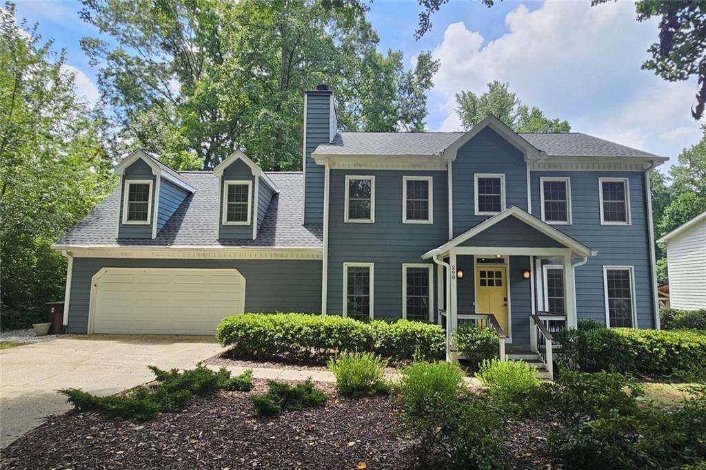 290 Oakmere Drive - Photo 1