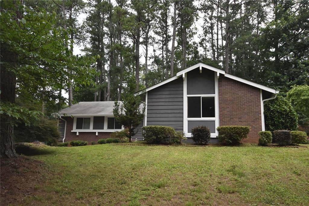 1288 Crescent Drive - Photo 1