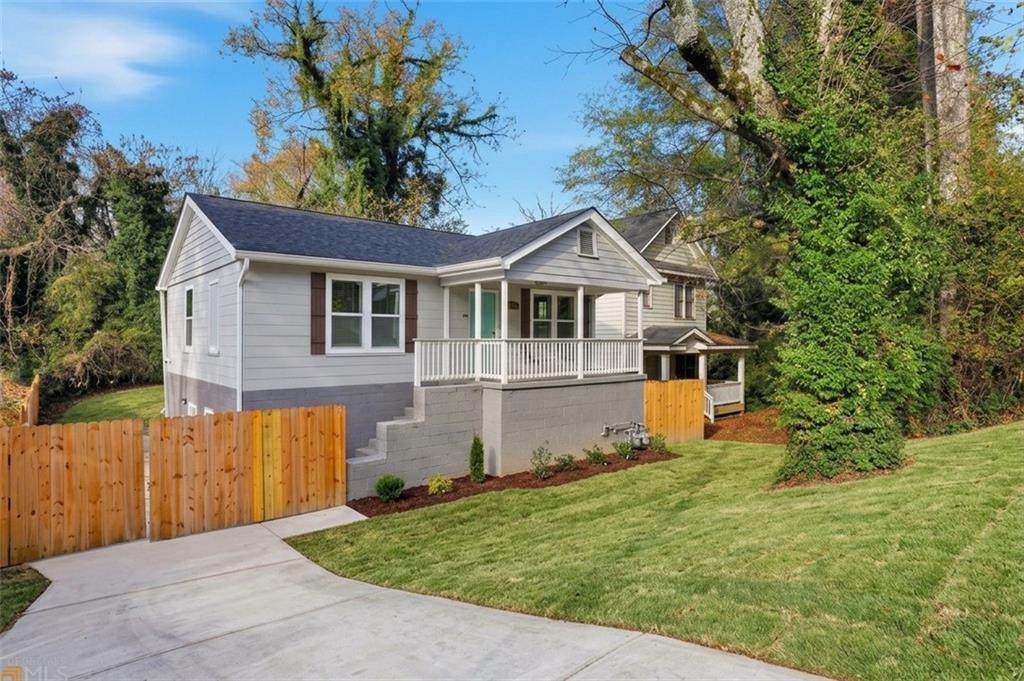 238 Anderson Avenue - Photo 1