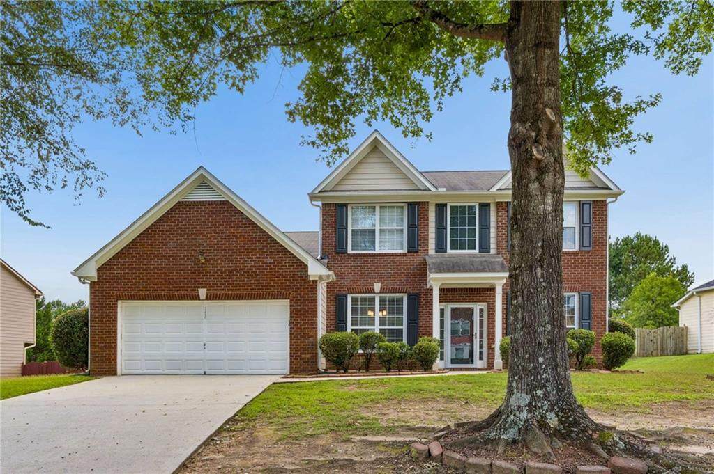 5076 Huntcrest Drive - Photo 1