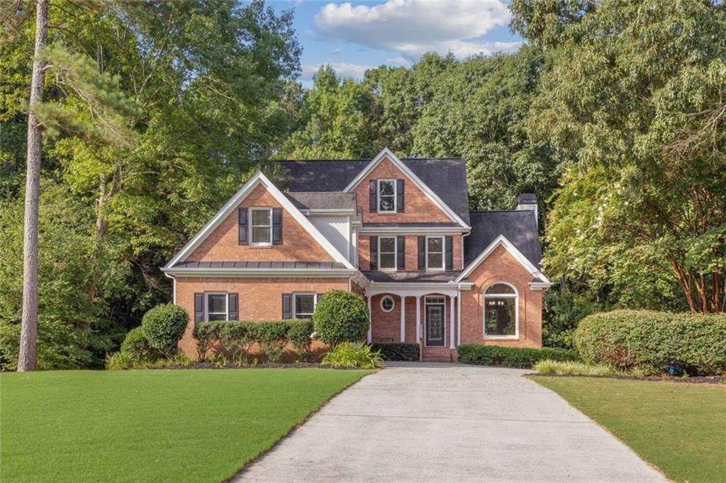 395 Amberbrook Circle - Photo 1