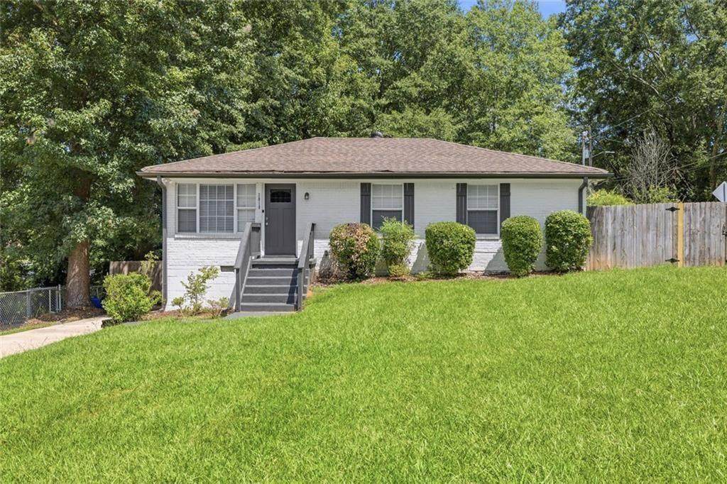 2818 Meadowview Drive - Photo 1