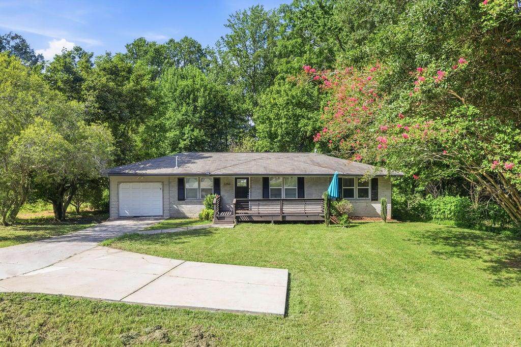 2250 Bouldercrest Road - Photo 1