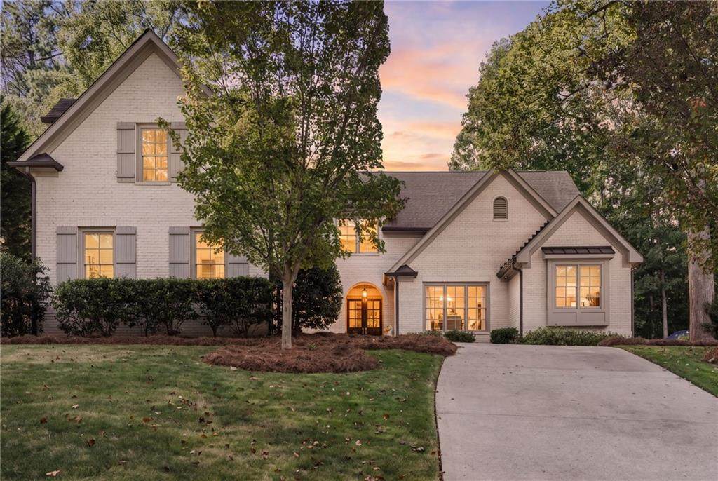 2872 Parkridge Drive - Photo 1
