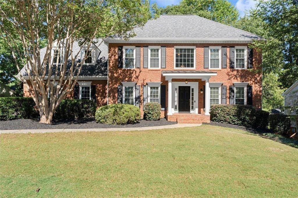 907 Forest Pond Drive - Photo 1