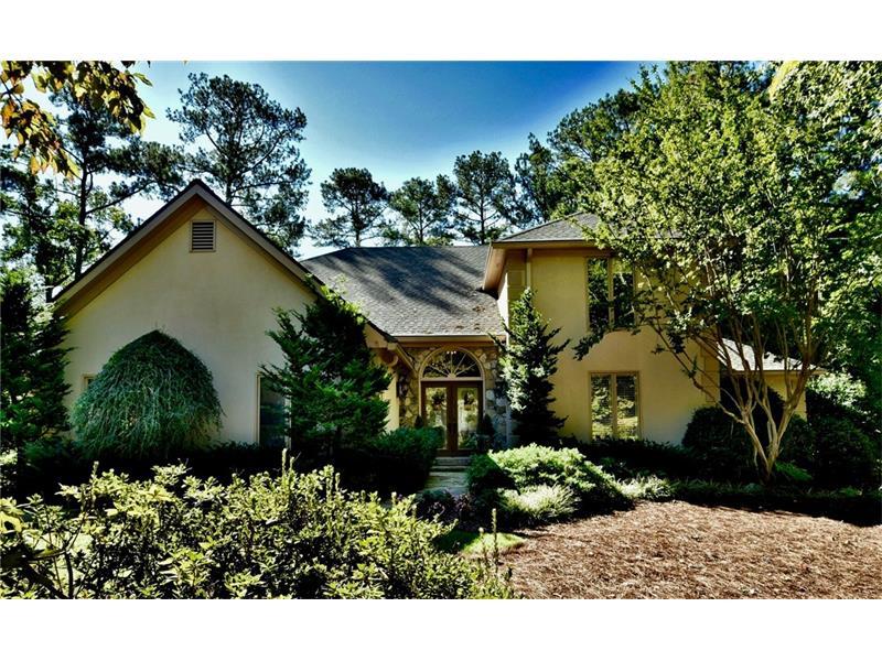 3095 Roxburgh Drive, Roswell, GA 30076 (MLS #5756876) :: North Atlanta Home Team