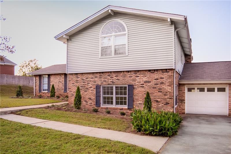 179 Moores Drive - Photo 1