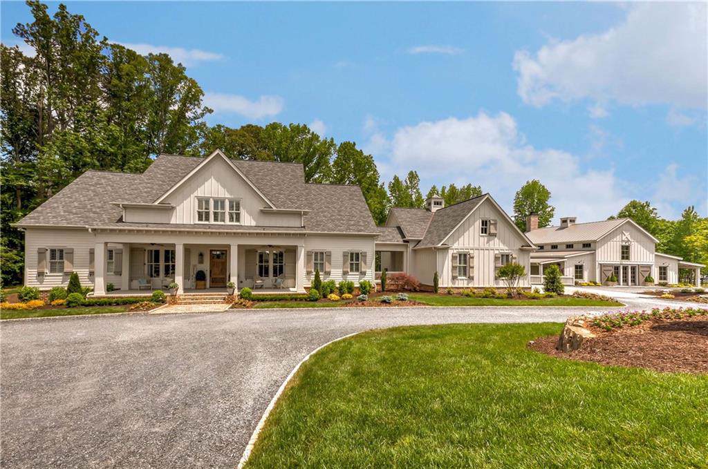 124 Trinity Farm Drive - Photo 1