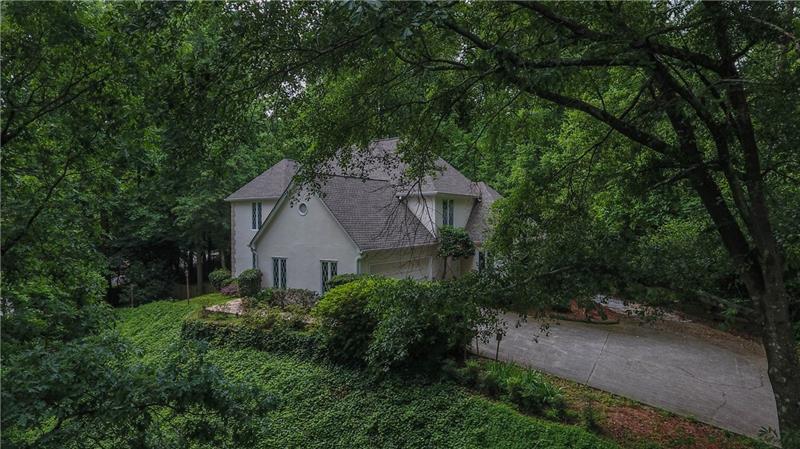 2155 Spalding Drive - Photo 1