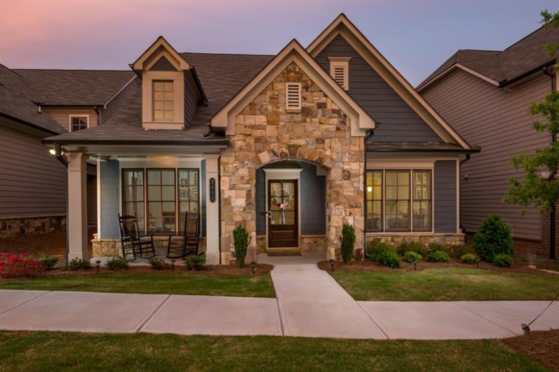 3033 Smyrna Grove Drive - Photo 1