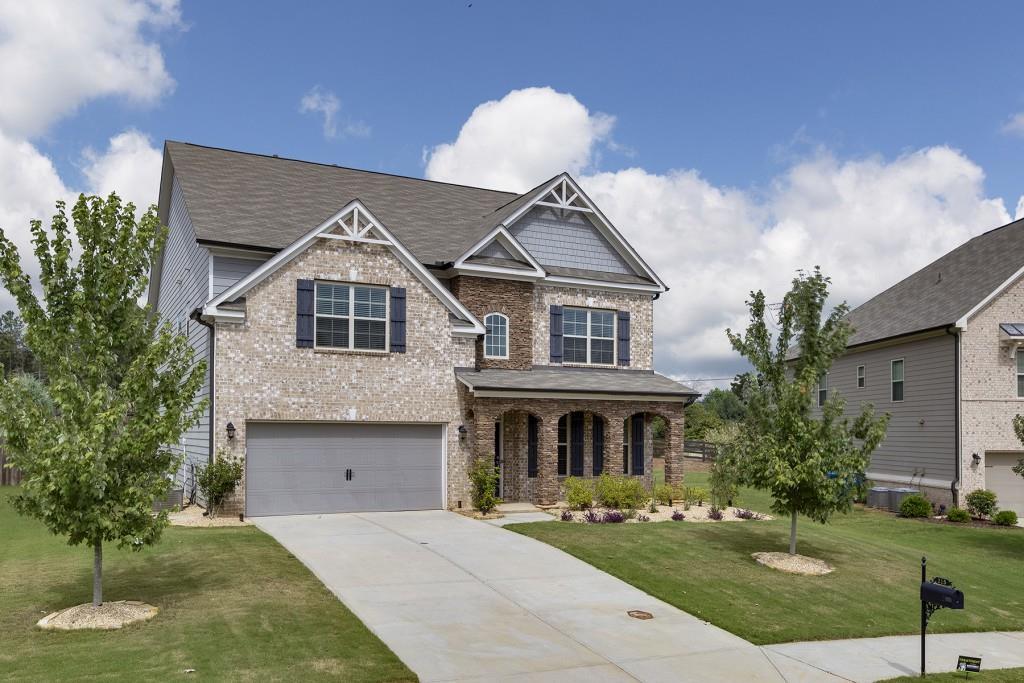 215 Ashland Court - Photo 1