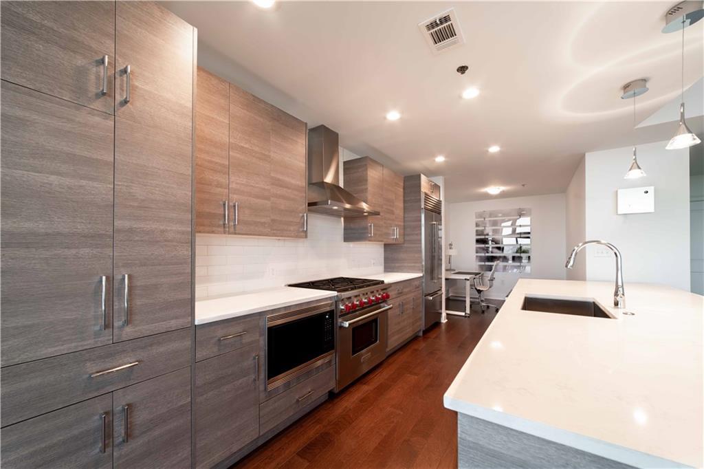 270 17th Street - Photo 1