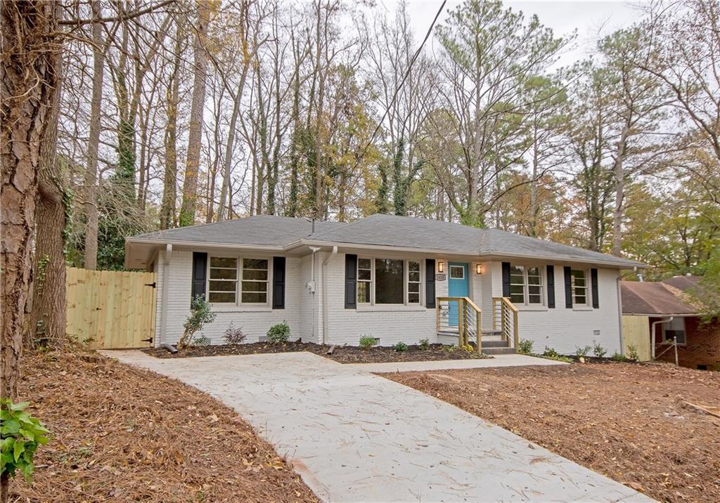 1618 Linda Drive - Photo 1