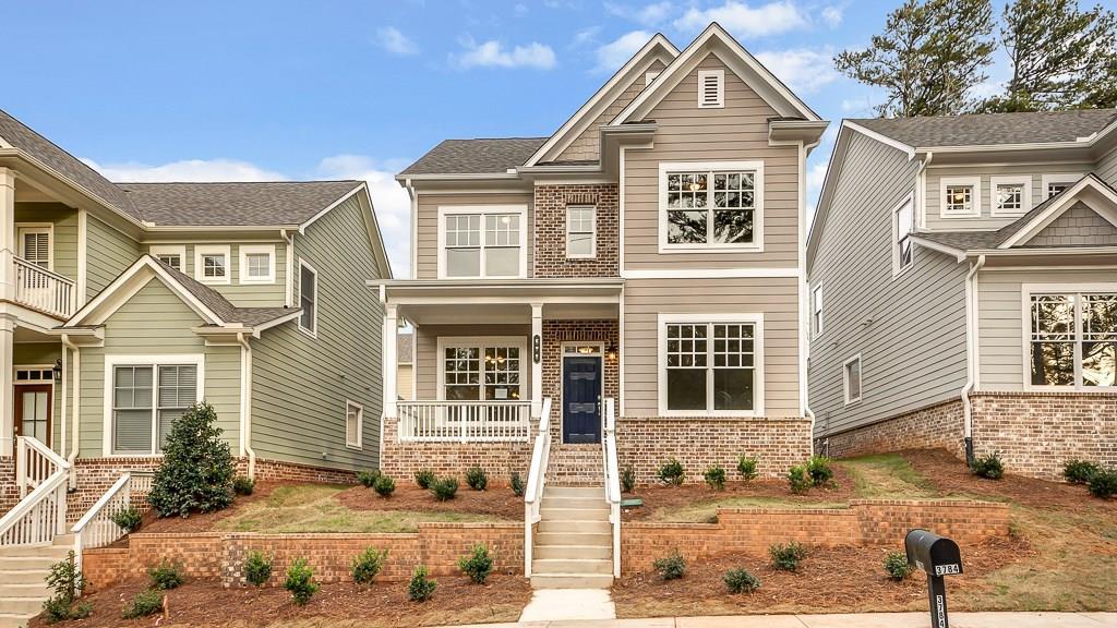 578 Suwanee Green Boulevard - Photo 1