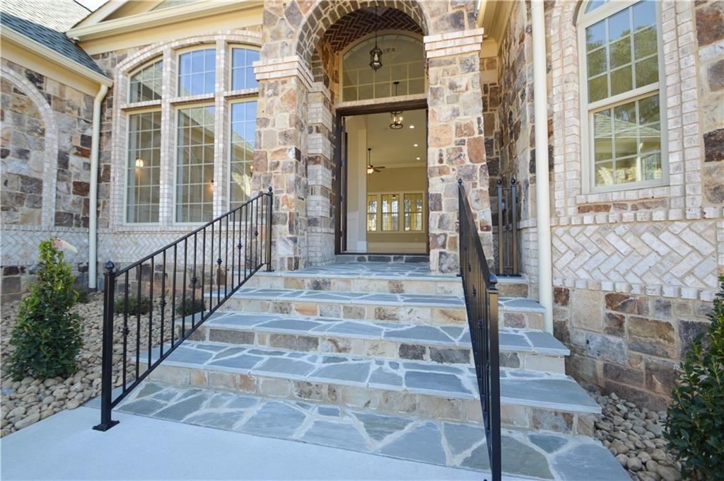 289 Holly Street - Photo 1