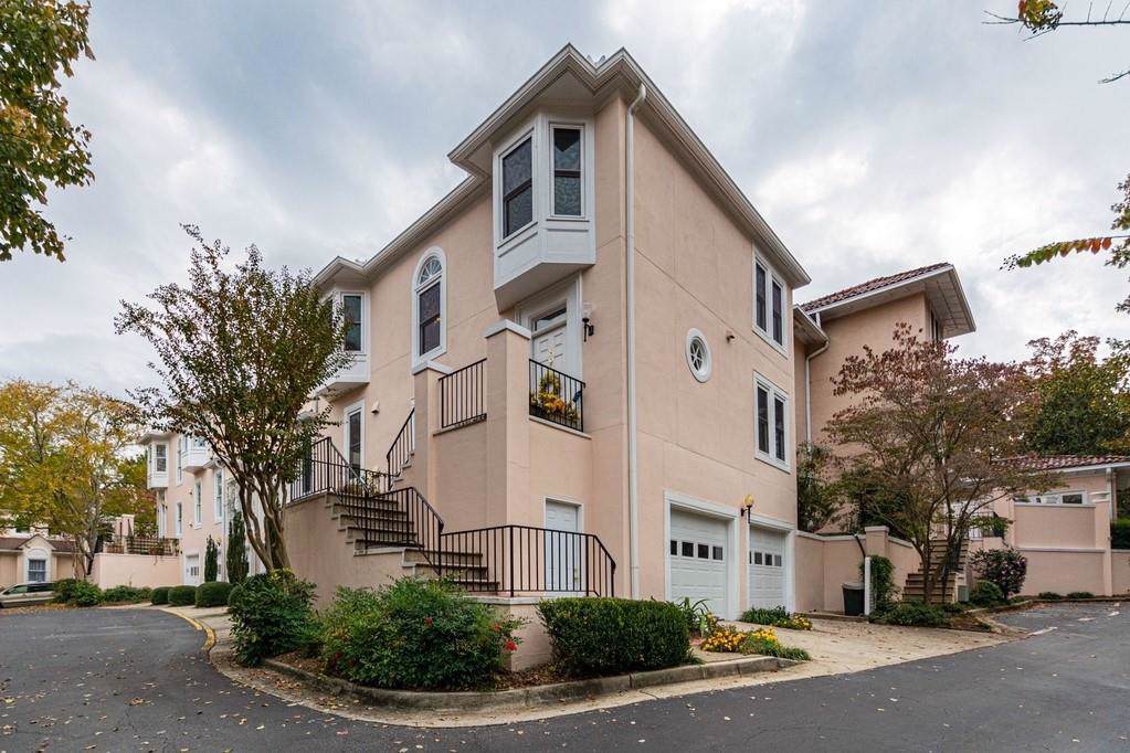 33 Lullwater Estate - Photo 1