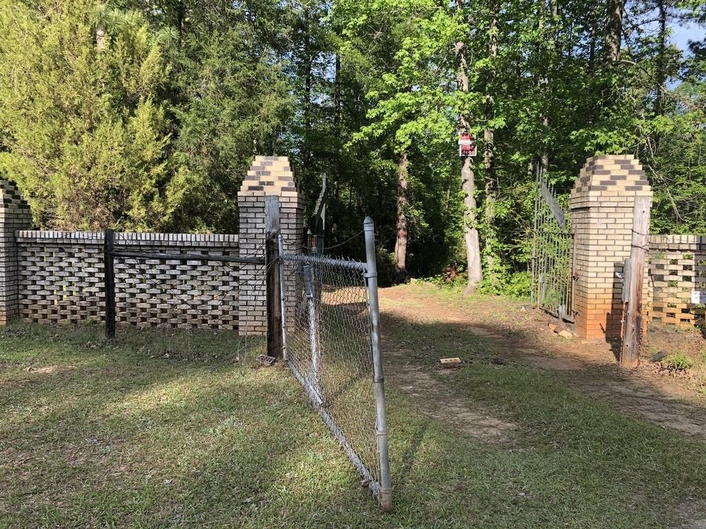 1736 Bonner Gilbert Road - Photo 1