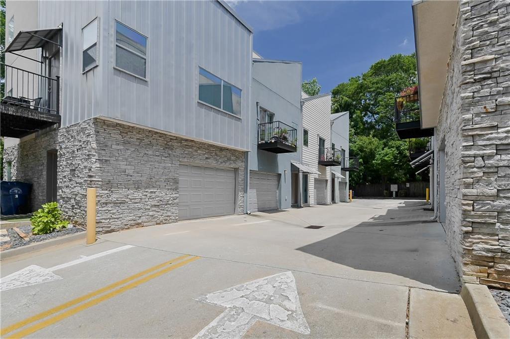 110 Moreland Avenue - Photo 1