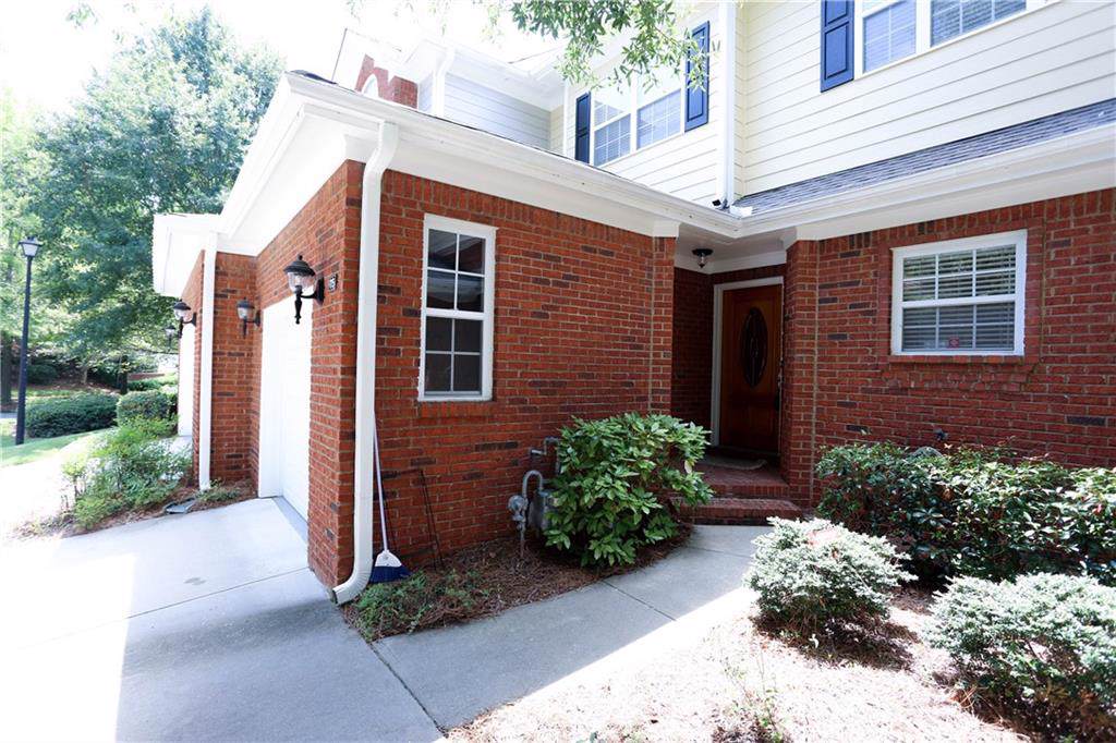 75 Townview Drive - Photo 1 75 Townview Drive - Photo 1