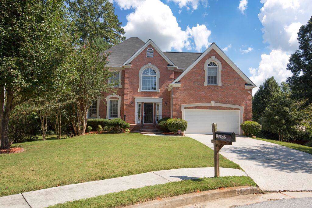 1302 Killian Way - Photo 1