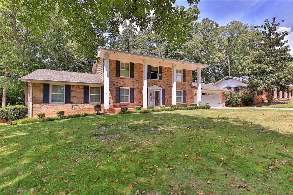 2829 Blue Grass Lane - Photo 1
