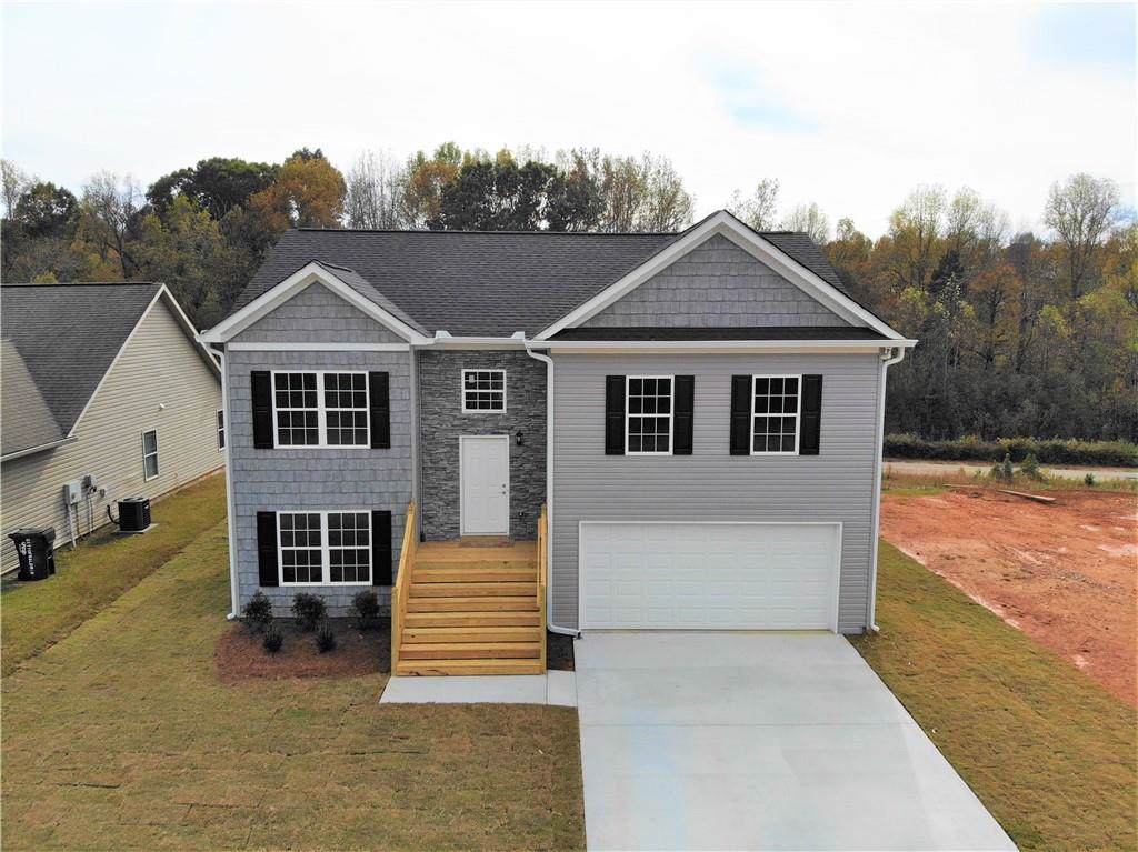 251 Highland Pointe Drive - Photo 1