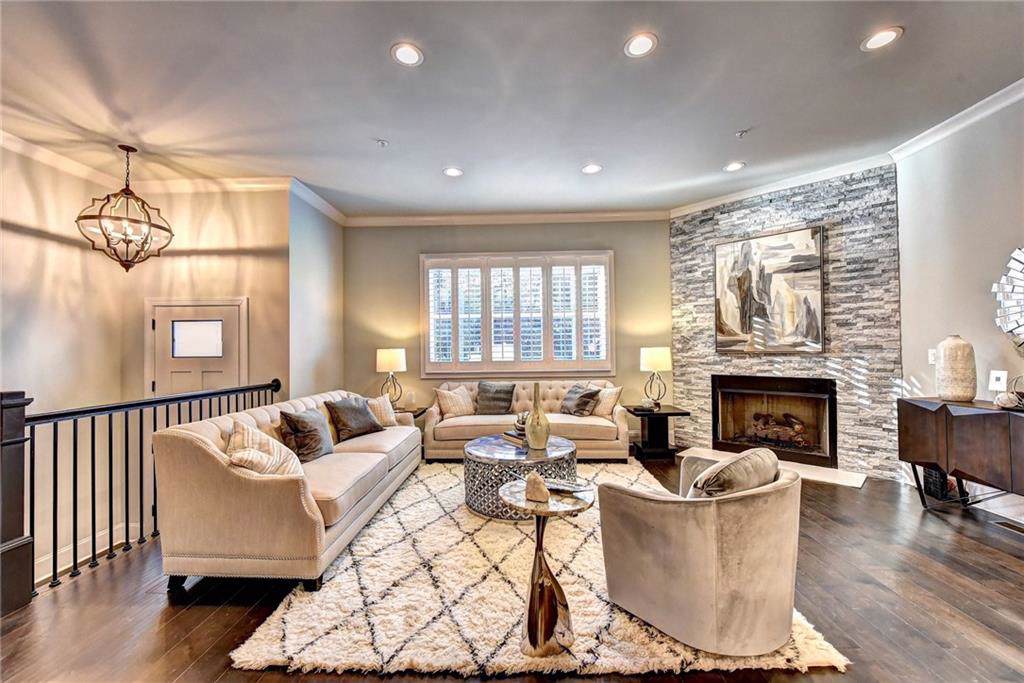 8009 Linfield Way - Photo 1