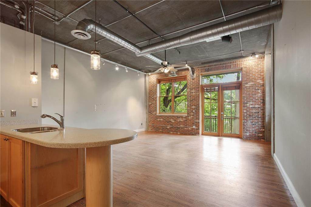 3235 Roswell Road - Photo 1