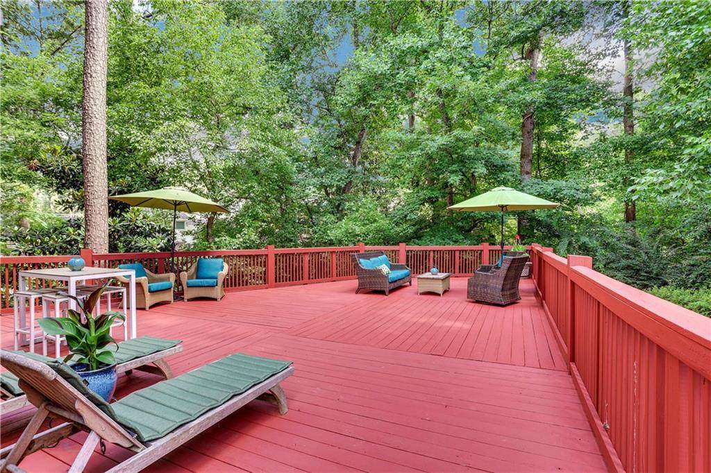 424 Lindbergh Drive - Photo 1