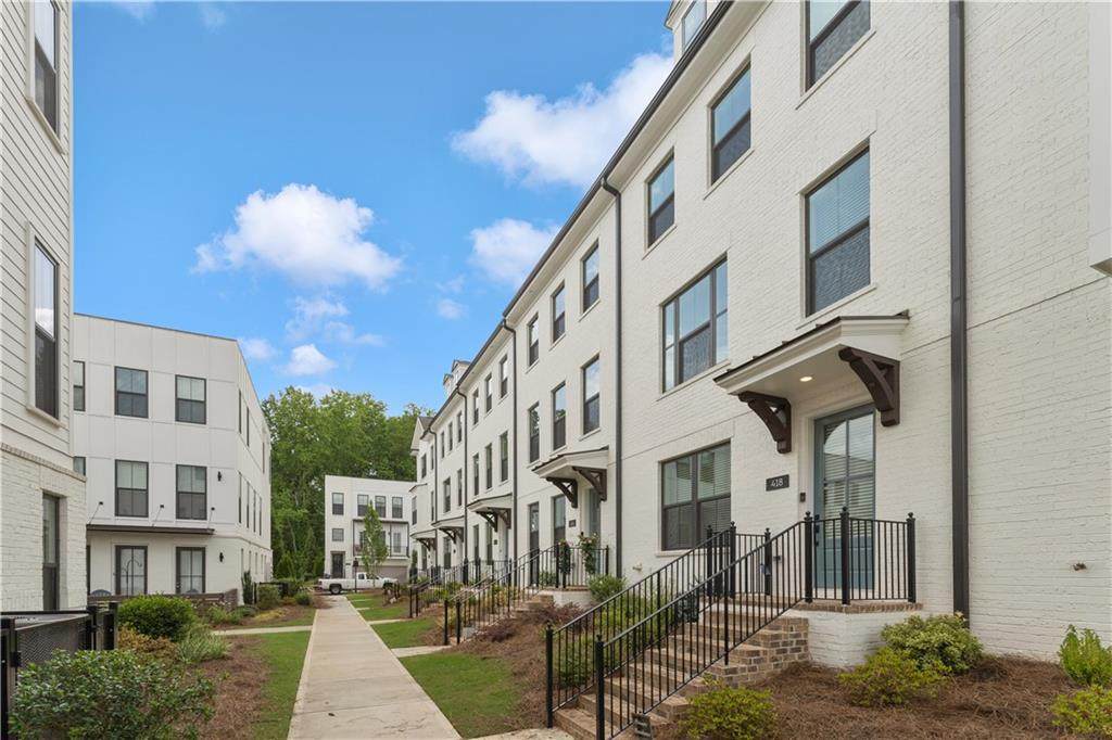 418 Bishop Lane - Photo 1