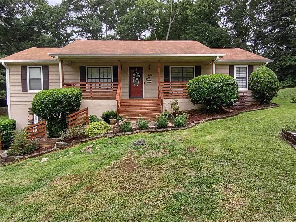 1104 Pine Valley Lane - Photo 1