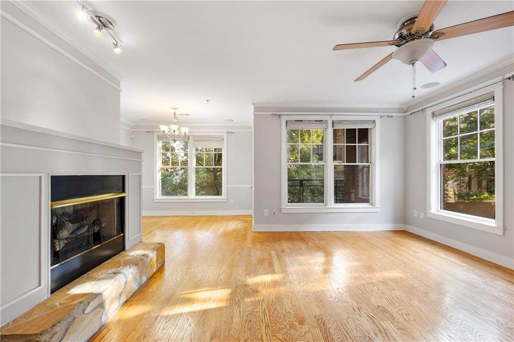 250 11th Street - Photo 1