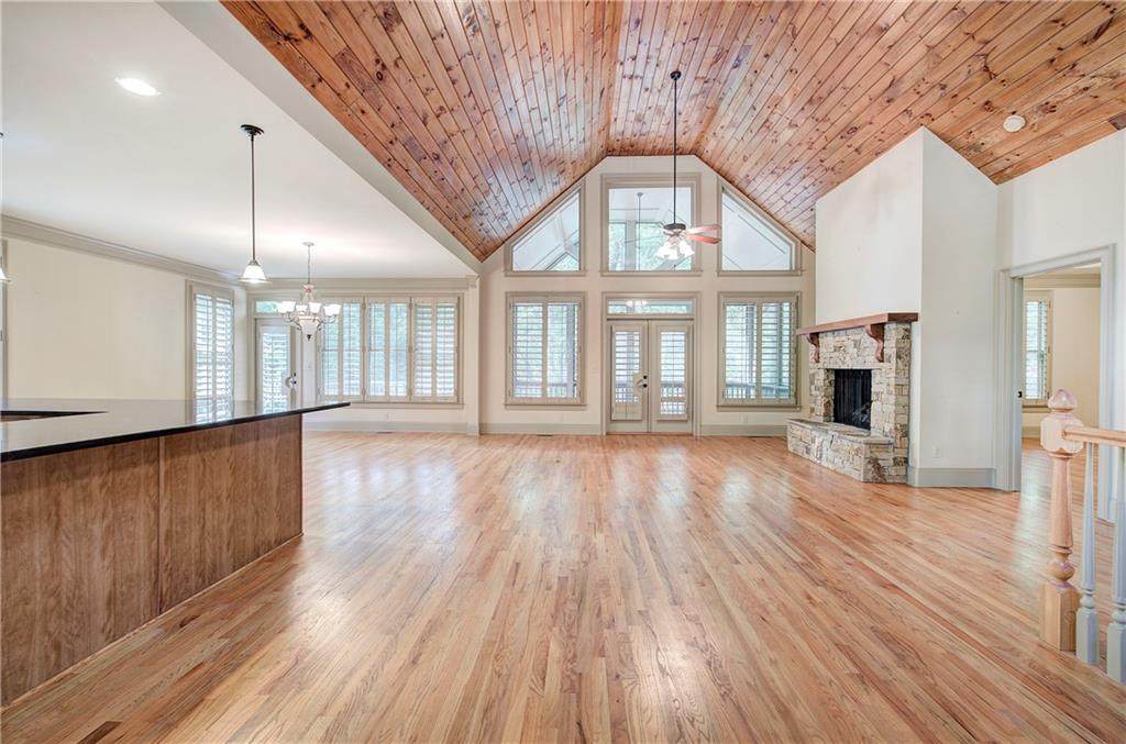 270 Sleepy Hollow Circle - Photo 1